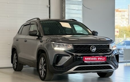 Volkswagen Taos, 2021 год, 2 650 000 рублей, 3 фотография