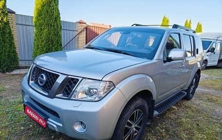 Nissan Pathfinder, 2013 год, 1 700 000 рублей, 1 фотография