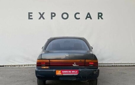 Toyota Corolla, 1992 год, 250 000 рублей, 4 фотография