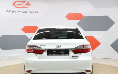 Toyota Camry, 2017 год, 2 690 000 рублей, 6 фотография