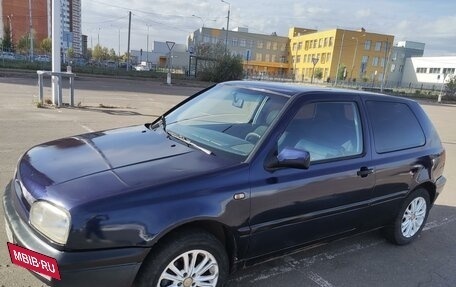 Volkswagen Golf III, 1996 год, 230 000 рублей, 2 фотография