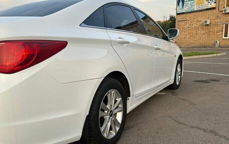 Hyundai Sonata VI, 2011 год, 1 170 000 рублей, 1 фотография