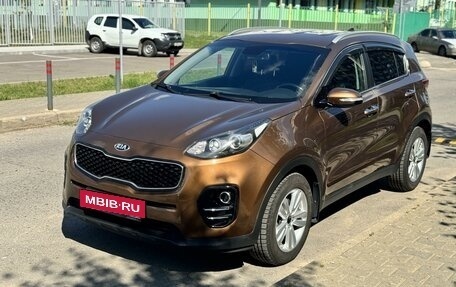 KIA Sportage IV рестайлинг, 2017 год, 2 000 000 рублей, 2 фотография