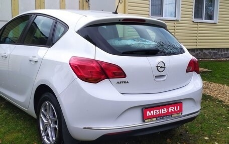 Opel Astra J, 2013 год, 1 290 000 рублей, 1 фотография