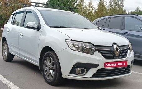 Renault Sandero II рестайлинг, 2019 год, 1 020 000 рублей, 1 фотография