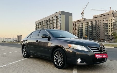 Toyota Camry, 2010 год, 1 450 000 рублей, 2 фотография