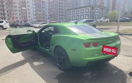 Chevrolet Camaro IV, 2010 год, 2 300 000 рублей, 6 фотография