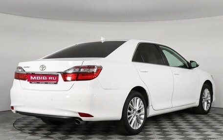 Toyota Camry, 2017 год, 2 399 000 рублей, 5 фотография