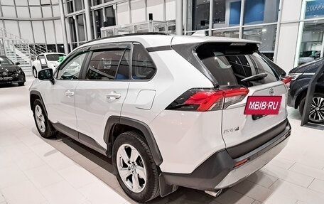 Toyota RAV4, 2020 год, 3 726 000 рублей, 7 фотография