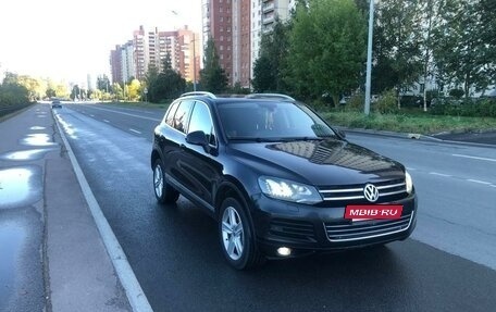 Volkswagen Touareg III, 2012 год, 2 350 000 рублей, 2 фотография