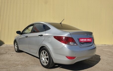 Hyundai Solaris II рестайлинг, 2011 год, 815 000 рублей, 6 фотография