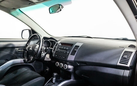 Mitsubishi Outlander III рестайлинг 3, 2008 год, 1 189 000 рублей, 9 фотография