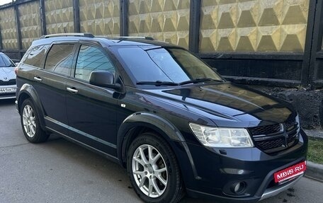 Dodge Journey I, 2012 год, 1 350 000 рублей, 3 фотография