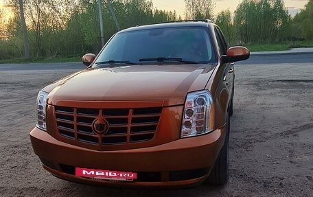 Cadillac Escalade III, 2010 год, 2 650 000 рублей, 20 фотография