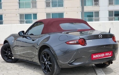 Mazda MX-5, 2021 год, 2 100 200 рублей, 2 фотография