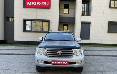 Toyota Land Cruiser 200, 2011 год, 3 870 000 рублей, 2 фотография