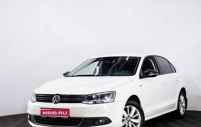 Volkswagen Jetta VI, 2013 год, 899 000 рублей, 1 фотография