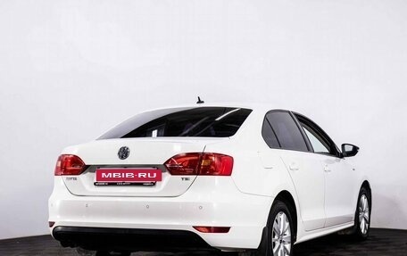 Volkswagen Jetta VI, 2013 год, 899 000 рублей, 6 фотография