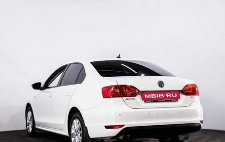 Volkswagen Jetta VI, 2013 год, 899 000 рублей, 4 фотография