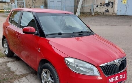 Skoda Fabia II, 2014 год, 850 000 рублей, 2 фотография