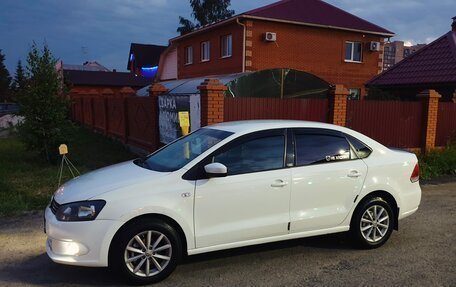 Volkswagen Polo VI (EU Market), 2015 год, 715 000 рублей, 10 фотография