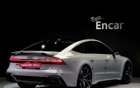 Audi RS 7, 2021 год, 14 870 222 рублей, 2 фотография