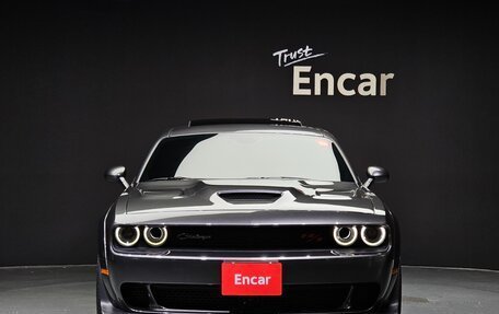 Dodge Challenger III рестайлинг 2, 2021 год, 13 330 222 рублей, 3 фотография