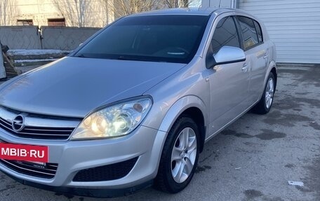 Opel Astra H, 2013 год, 790 000 рублей, 2 фотография