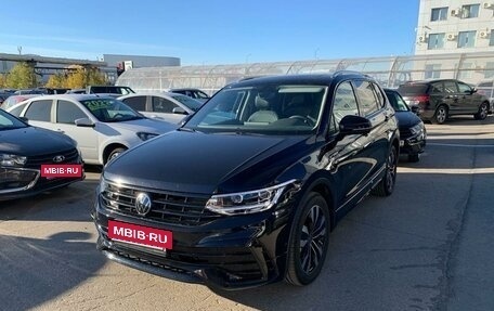 Volkswagen Tiguan II, 2023 год, 5 700 000 рублей, 5 фотография