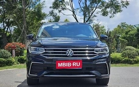 Volkswagen Tiguan II, 2023 год, 4 465 000 рублей, 5 фотография