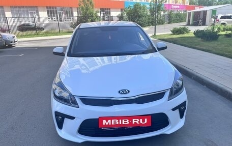 KIA Rio IV, 2017 год, 1 450 000 рублей, 2 фотография