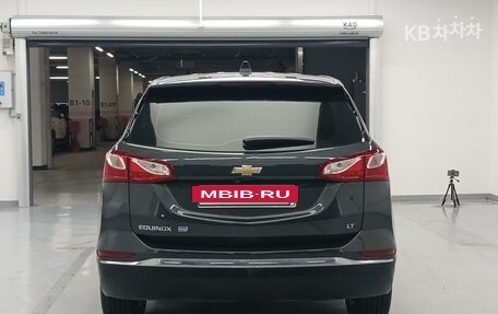 Chevrolet Equinox III, 2020 год, 1 833 500 рублей, 2 фотография