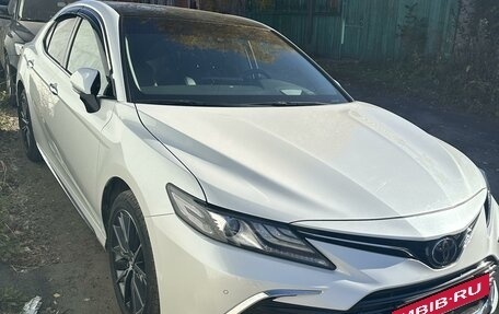 Toyota Camry, 2023 год, 3 800 000 рублей, 7 фотография