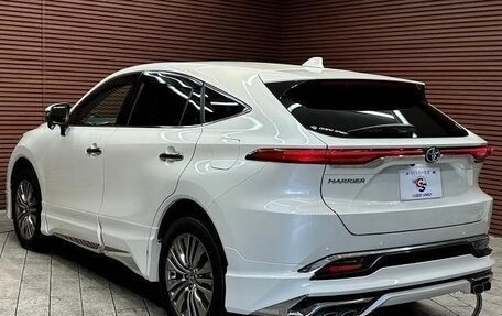 Toyota Harrier, 2021 год, 3 522 000 рублей, 5 фотография