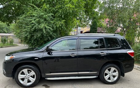 Toyota Highlander III, 2010 год, 2 200 000 рублей, 3 фотография