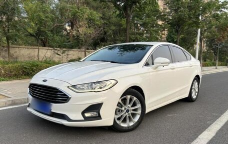 Ford Mondeo V, 2021 год, 1 900 000 рублей, 1 фотография