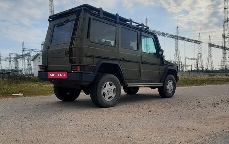 Mercedes-Benz G-Класс W463 рестайлинг _ii, 1996 год, 1 200 000 рублей, 4 фотография