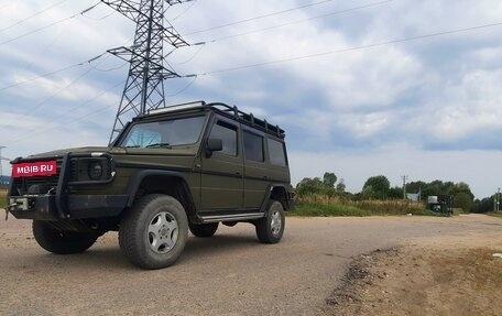 Mercedes-Benz G-Класс W463 рестайлинг _ii, 1996 год, 1 200 000 рублей, 10 фотография