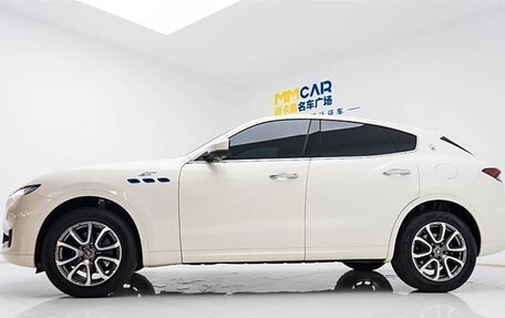 Maserati Levante I, 2021 год, 7 391 000 рублей, 5 фотография