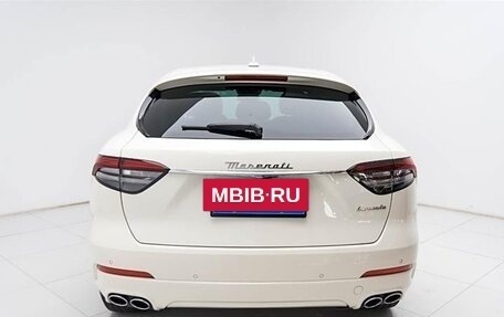 Maserati Levante I, 2021 год, 7 391 000 рублей, 4 фотография