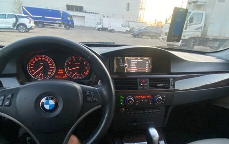 BMW 3 серия, 2011 год, 1 250 000 рублей, 8 фотография