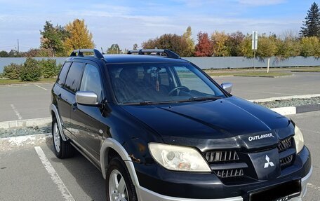 Mitsubishi Outlander III рестайлинг 3, 2004 год, 670 000 рублей, 3 фотография