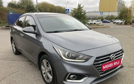 Hyundai Solaris II рестайлинг, 2019 год, 1 695 000 рублей, 3 фотография