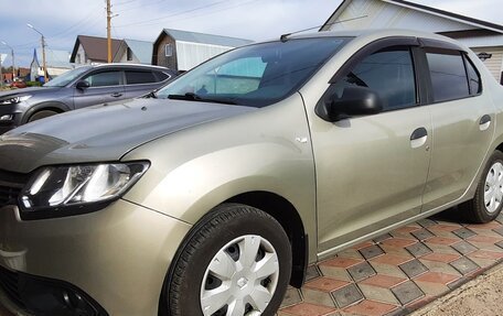 Renault Logan II, 2015 год, 975 000 рублей, 1 фотография