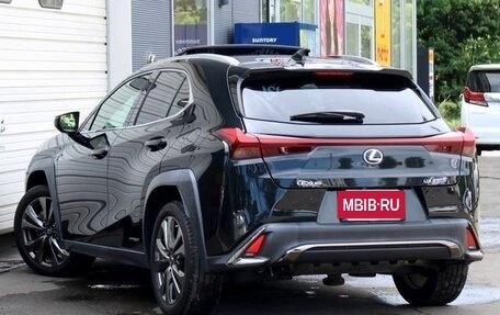 Lexus UX I, 2021 год, 3 200 000 рублей, 10 фотография