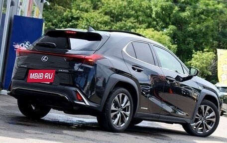 Lexus UX I, 2021 год, 3 200 000 рублей, 8 фотография