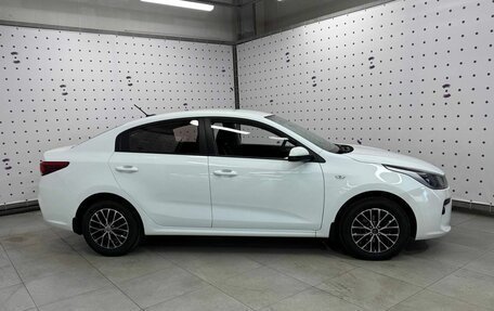 KIA Rio IV, 2018 год, 1 390 000 рублей, 19 фотография