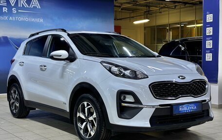 KIA Sportage IV рестайлинг, 2021 год, 2 449 000 рублей, 4 фотография