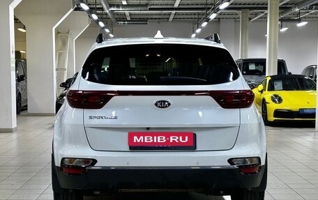 KIA Sportage IV рестайлинг, 2021 год, 2 449 000 рублей, 5 фотография