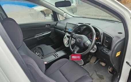 Toyota Wish II, 2005 год, 790 000 рублей, 12 фотография